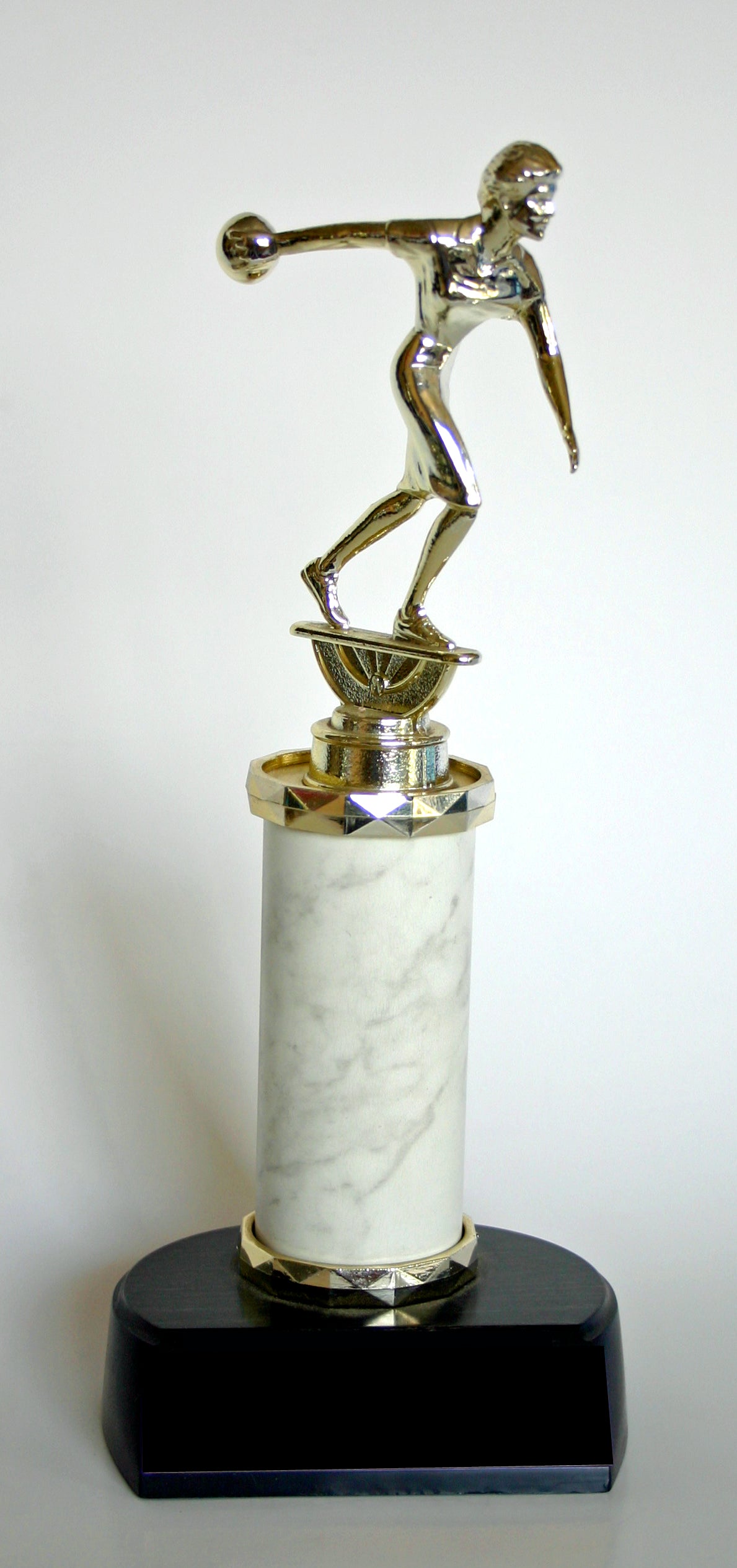 BOWLING TROPHY 2